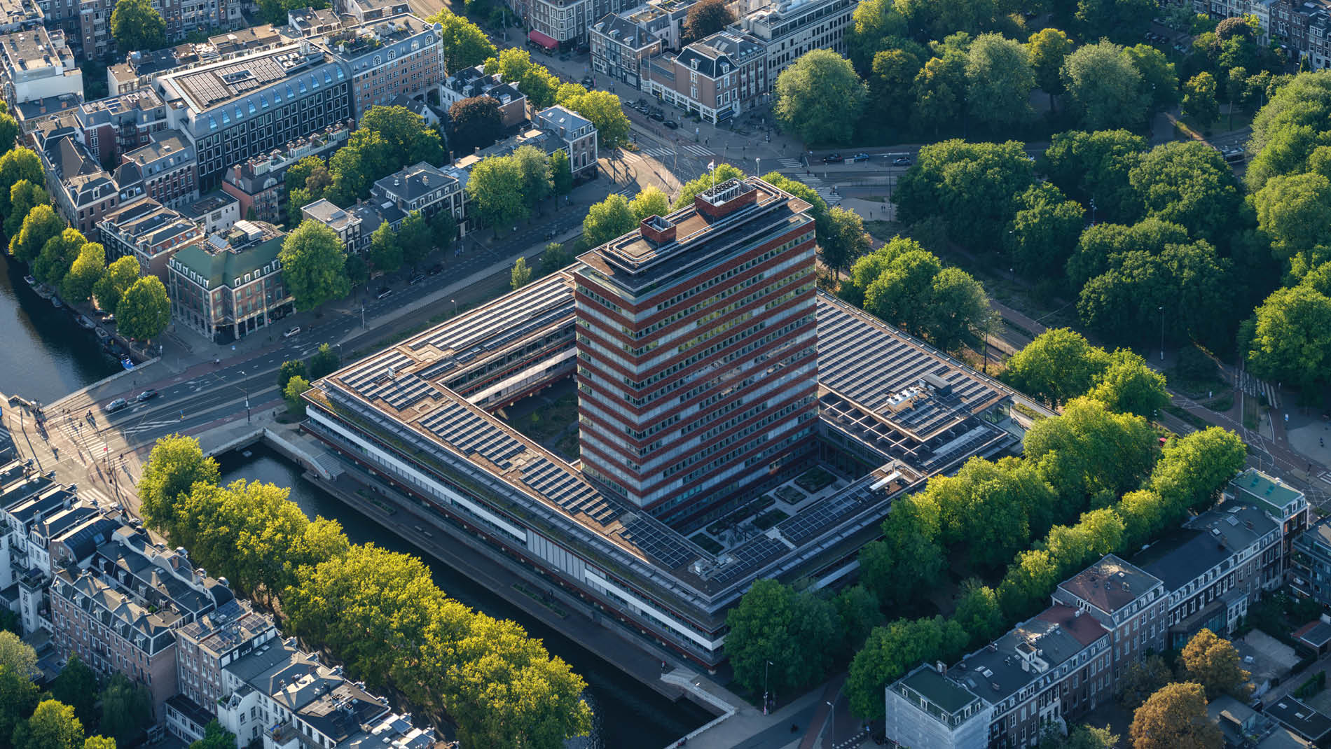 DNB hoofdkantoor bovenaanzicht